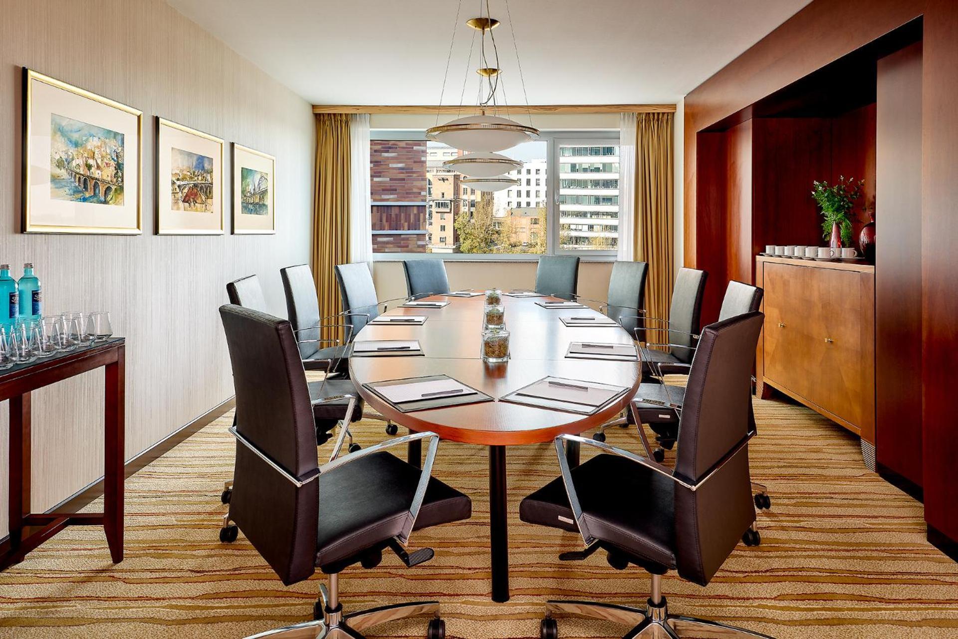 Courtyard By Marriott Duesseldorf Hafen Hotel Exterior photo